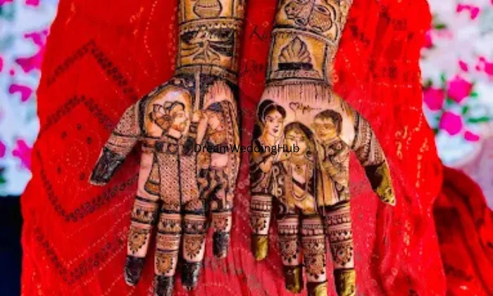 Bhakti Mehendi Artist  Classes